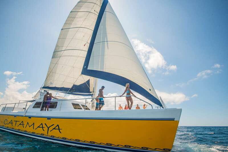 From Puerto Aventuras: Share Catamaran Tour - Key Points