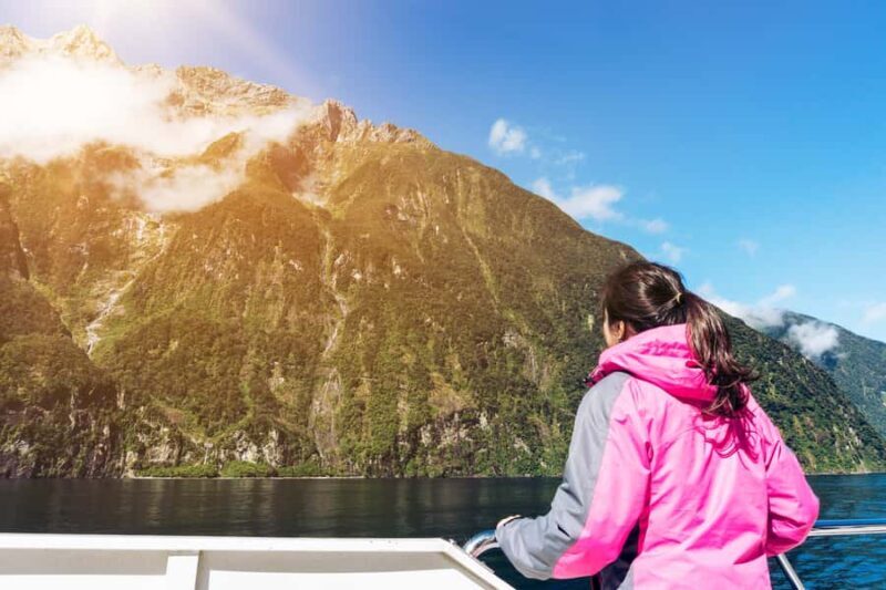 From Queenstown: Milford Sound Premium Day Tour and Cruise - The Journey Begins: From Queenstown to Milford Sound
