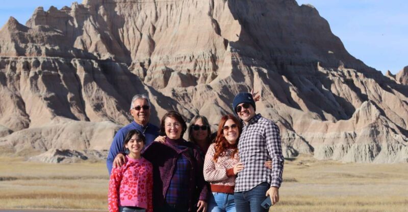 From Rapid City: Epic Badlands Tour and Legendary Wall Drug - A Picnic Lunch in Nature’s Theater