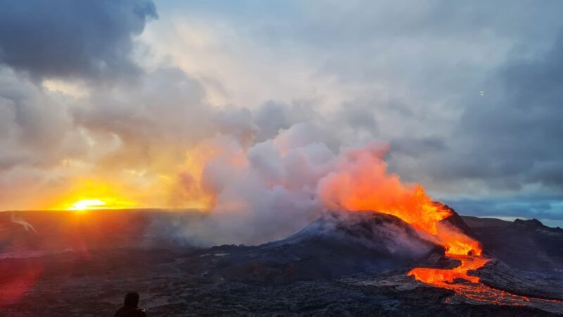 From Reykjavík: Fagradalsfjall Volcano Hike with Geologist - Key Points