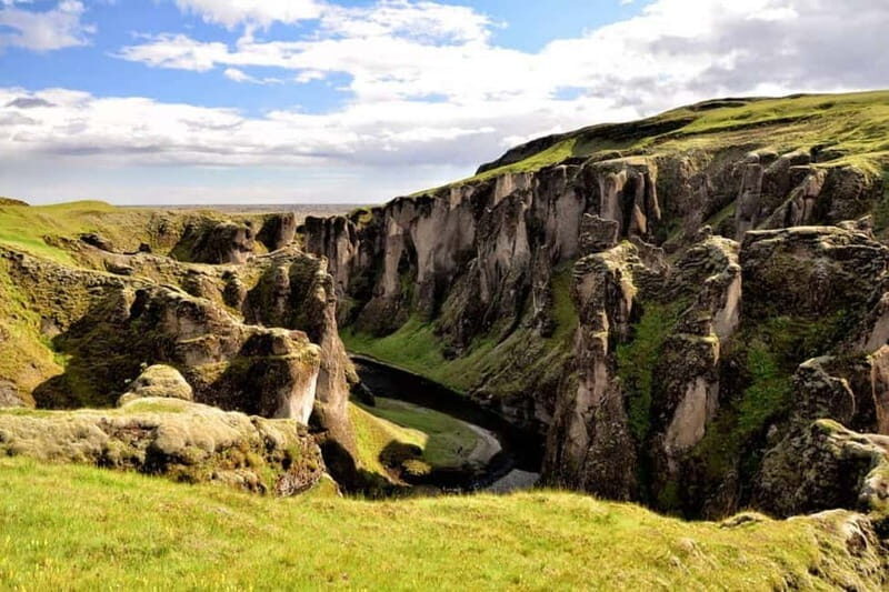 From Reykjavik: Glacier Lagoon and Fjaðrárgjúfur Canyon Tour - Frequently Asked Questions