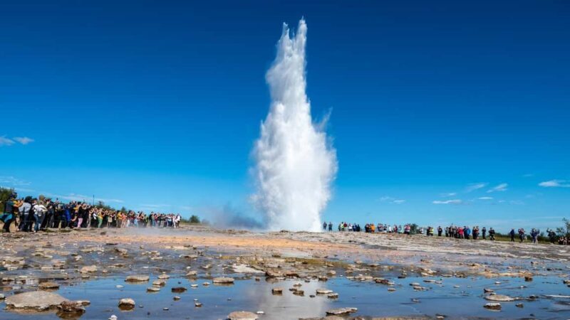 From Reykjavík: Golden Circle & Laugarás Lagoon Minibus Tour - An In-Depth Look at the Tour Experience