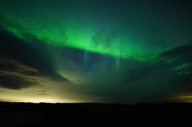 From Reykjavik: Northern Lights Tour with Hot Cocoa & Photos - The Experience in Detail