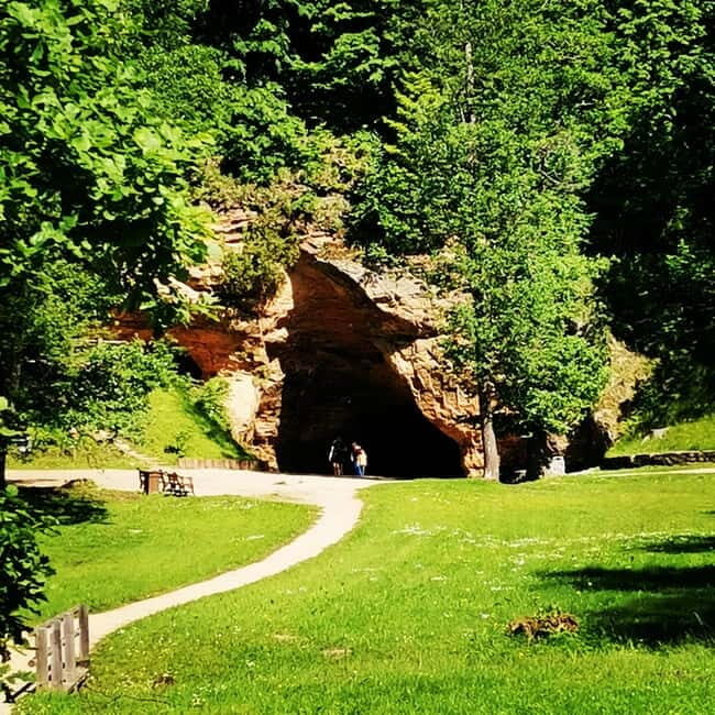 From Riga: Cesis and Sigulda Day Trip with Hotel Transfers - Discovering Latvia’s Charms: A Look at the Cesis and Sigulda Day Trip