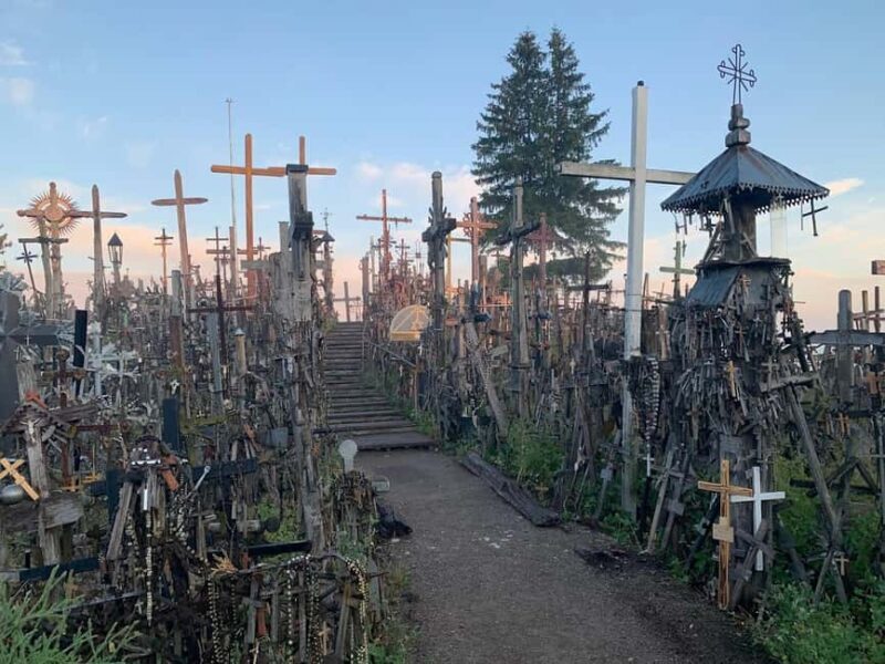 From Riga: Hill of Crosses and Siluva Day Trip - Key Points
