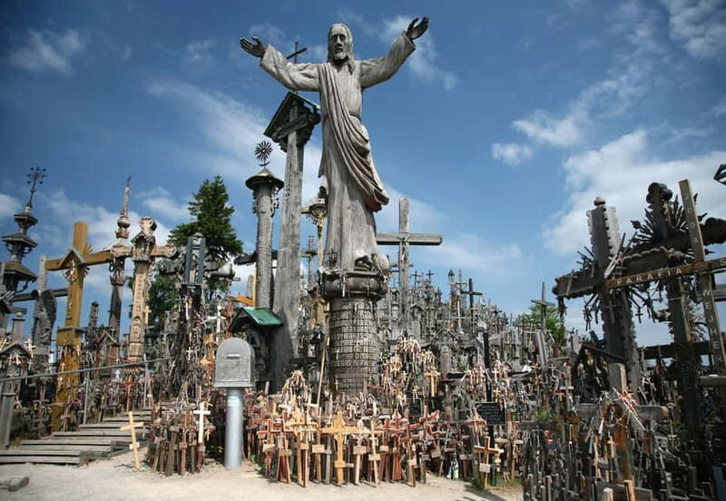 From Riga: Hill of Crosses, Bauska & Rundale Full-Day Tour - Key Points
