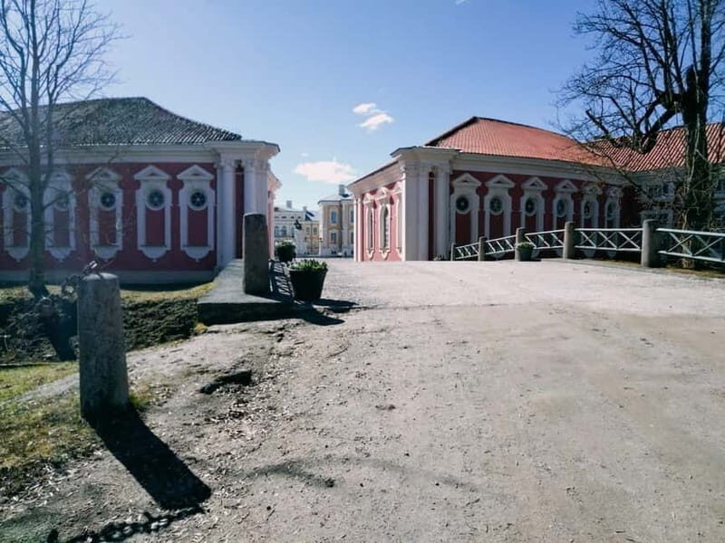 From Riga: Hill of Crosses, Bauska & Rundale Full-Day Tour - The Practicalities