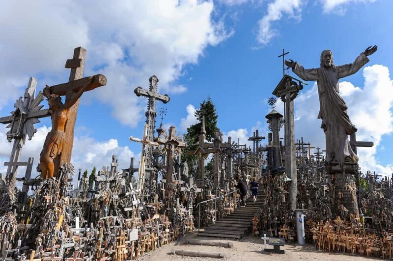 From Riga: Hill of Crosses & Jelgava Highlights - Key Points