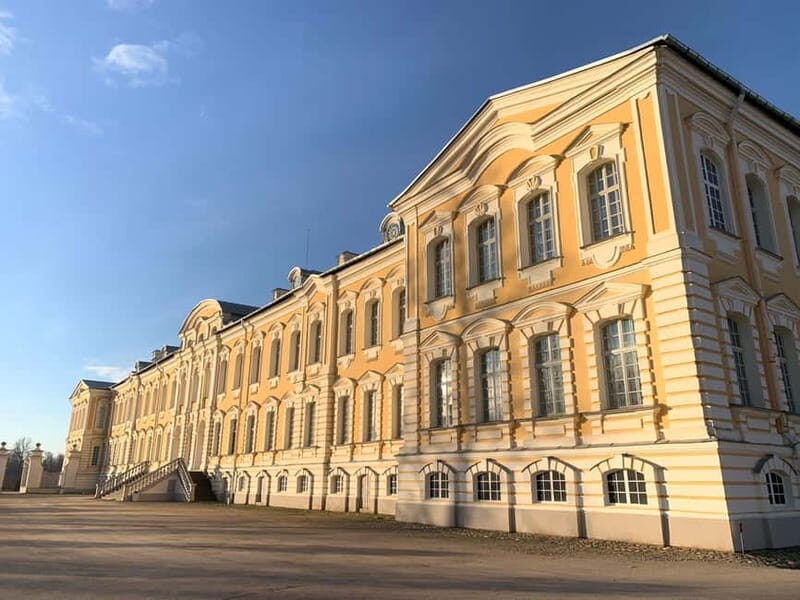 From Riga: Trip to Hill of Crosses, Rundale Palace & Bauska - Key Points