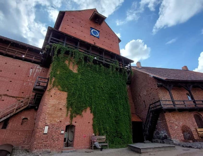 From Riga: Turaida, Sigulda, and Cesis Private Full-Day Trip - An Honest Look at the Latvia Castle Tour