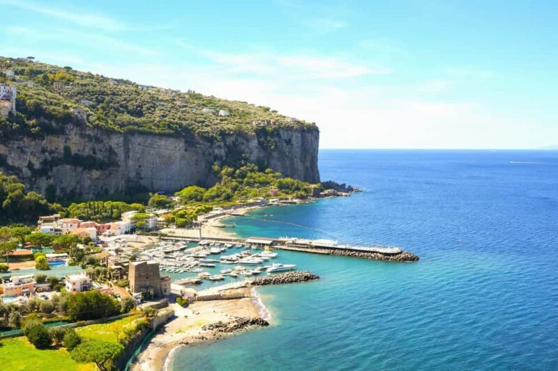 From Rome: Minivan Day Trip to Pompeii & Lunch in Sorrento - An In-Depth Look at the Experience