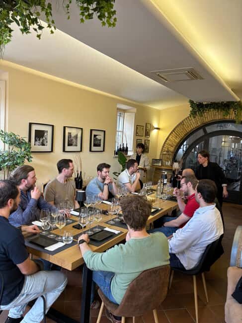 From Rome: tasting tour in cellar immersed between vineyards - Key Points