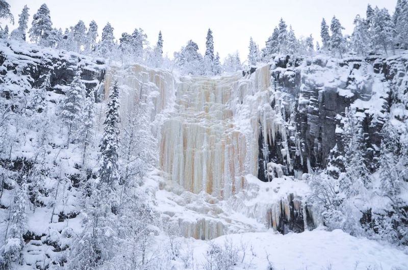 From Rovaniemi: Korouoma Canyon and Frozen Waterfalls Tour - Cold-weather reality check: how to plan for serious winter days