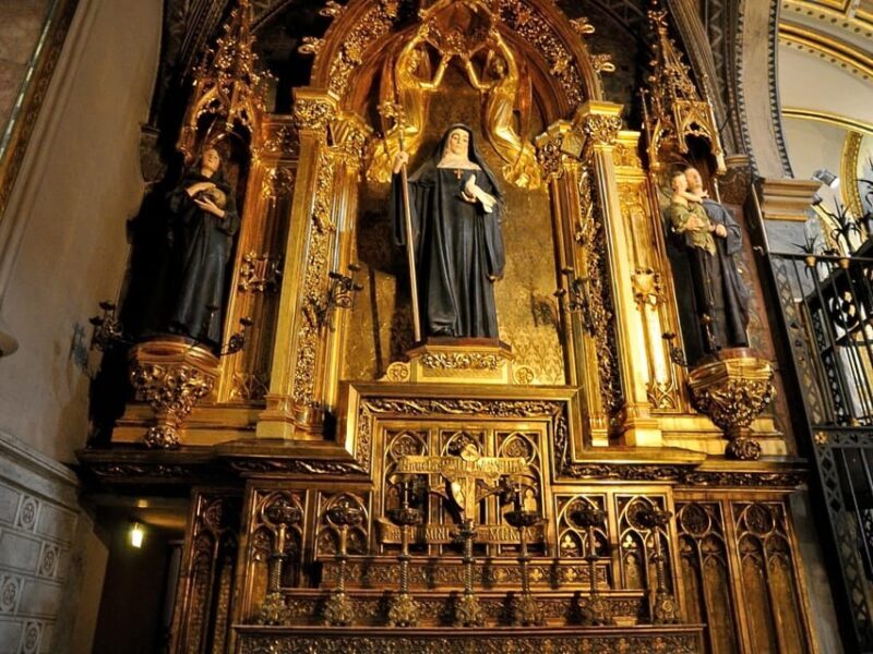 From Salou: Montserrat Monastery and 4 hours in Barcelona - Key Points