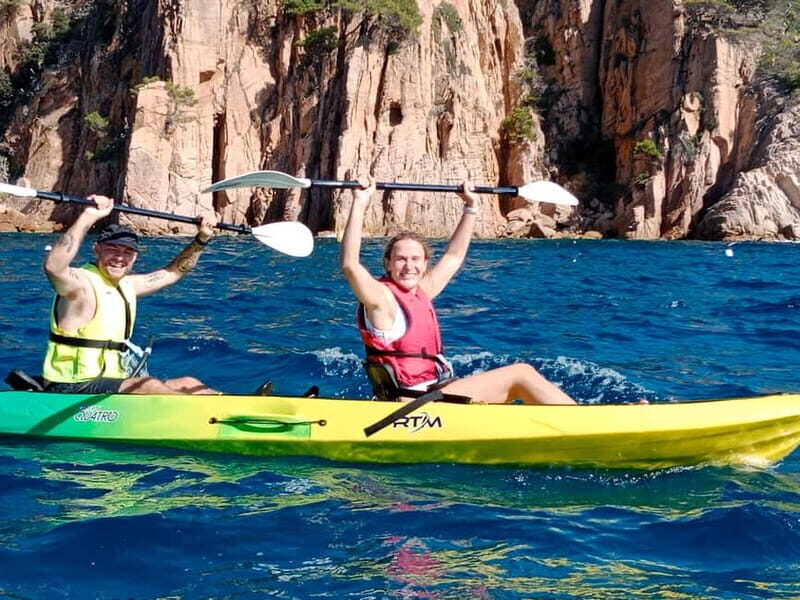 From Sant Feliu de Guíxols: Kayak and Snorkel in Costa Brava - Starting Point and Check-in