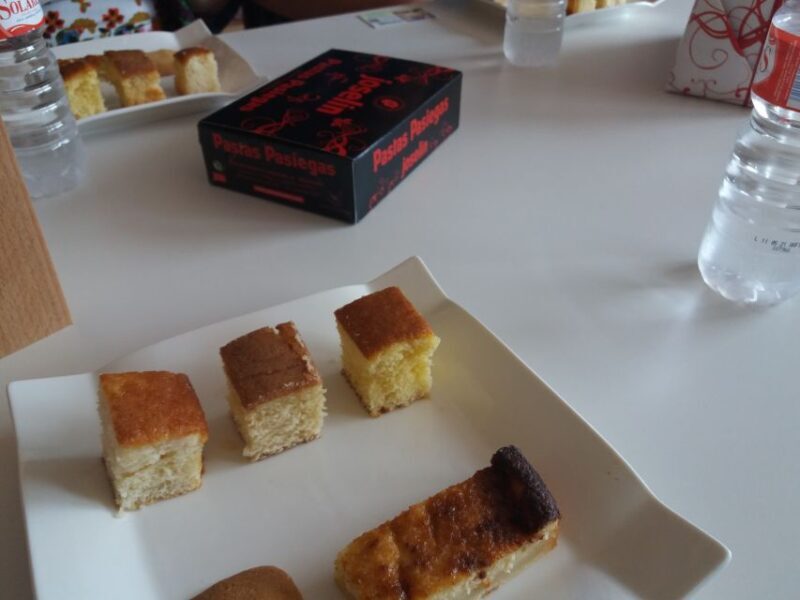 From Santander: Gastronomic Tour - Sobaos Pastry Factory and Sweet Tasting
