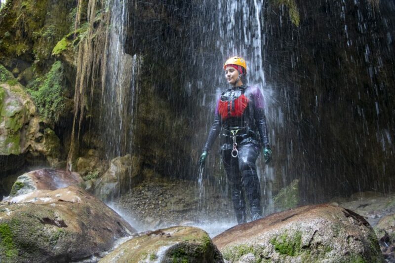 From Santiago,NL: Matacanes Canyon Canyoneering Tour & Lunch - Who should consider this tour?