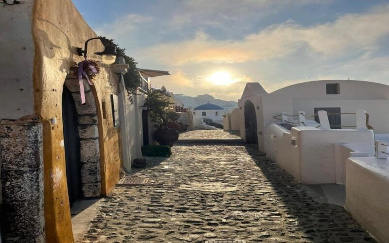 From Santorini: Guided Oia Morning Tour with Breakfast - Final Thoughts