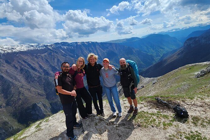 From Sarajevo: Full-Day Hike to Lukomir Village - Exploring the Full-Day Hike to Lukomir Village from Sarajevo