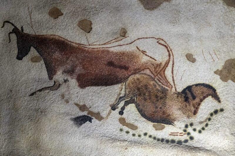 From Sarlat: Half-Day Skip-the-Line Lascaux IV Tour - What You Can Expect from the Tour