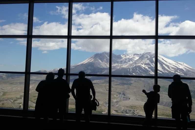 From Seattle: Mount Saint Helens Monument Private Day Trip - Who Should Consider This Tour?