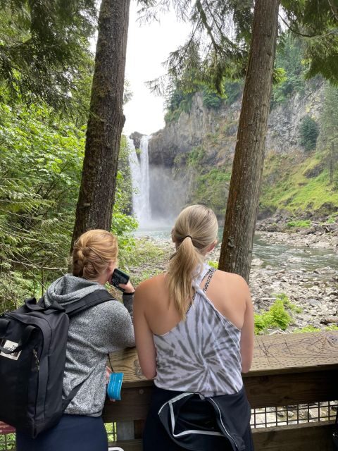 From Seattle: Snoqualmie Falls and Wineries Tour w/ Transfer - Transport and Group Size