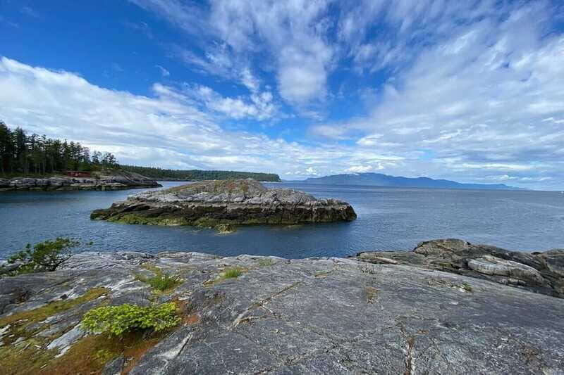 From Sechelt or Langdale: Sunshine Coast Tour and Hike - Who Should Consider This Tour?