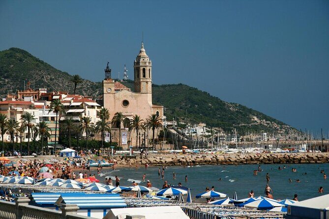 From Sitges: Wine and Bike Tour with hotel pick up. - Key Points