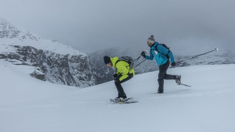 From Skjeggedal: Trolltunga Sunset Winter Overnight tour - The Ascent and Trolltunga Experience