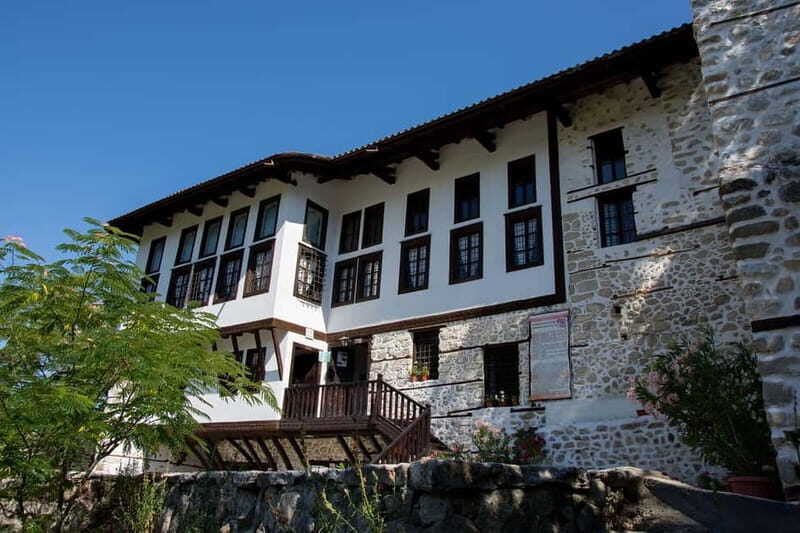 From Sofia: Private Melnik Wine Tour - Key Points