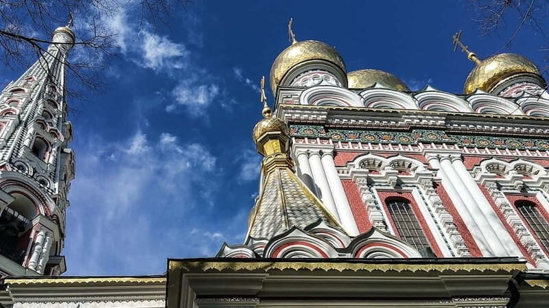 From Sofia: Rose Valley Tour & UNESCO Site Kazanlak - Lunch and Local Culture