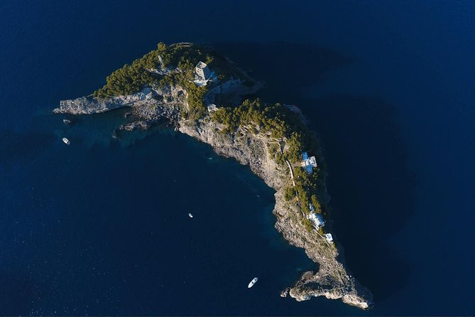 From Sorrento/Nerano:Amalfi Shared Tour (9:00am or 11:15am ) - Boarding at Nerano: The Start of the Amalfi Coast Views