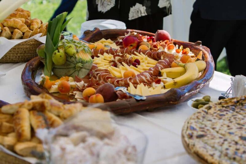 From Split: Blue and Red Lakes and Winery Grabovac Tour - FAQ about the Blue and Red Lakes and Winery Grabovac Tour