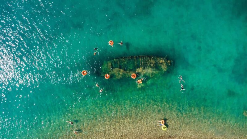 From Split: Blue Lagoon & 3 Islands Cruise with Lunch - Key Points