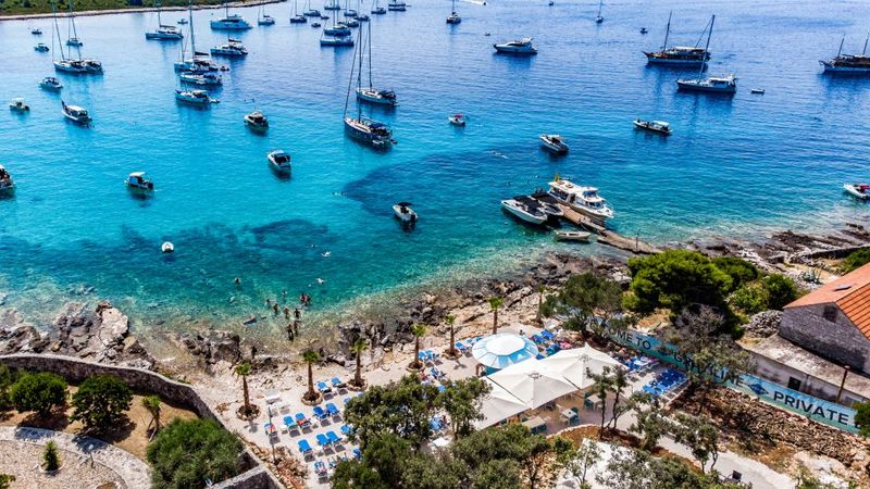 Split: Blue Lagoon 3 Islands All-Inclusive Cruise with Lunch - Stop 3: Maslinica on Šolta for Marina Views and a Slow Stroll