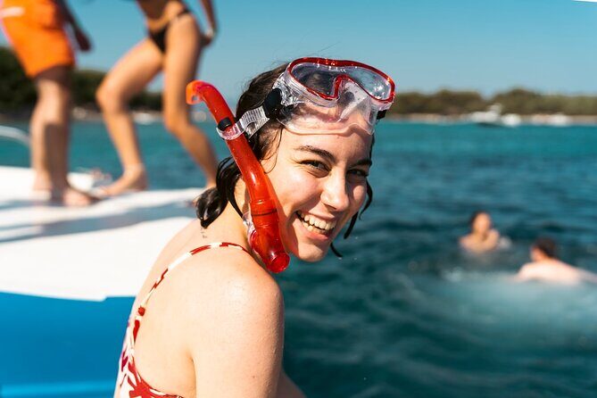 From Split: Blue Lagoon and 3 Islands Speedboat Tour - FAQ