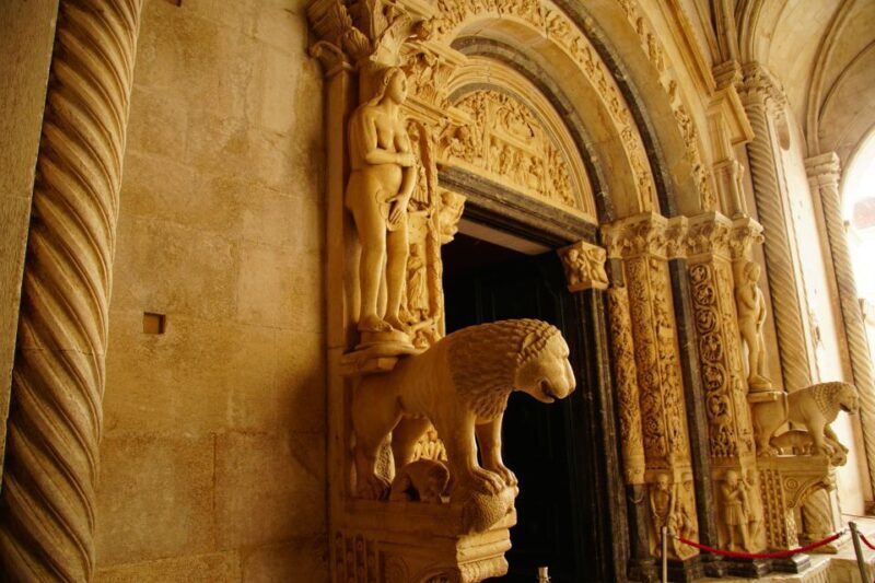 From Split: Blue Lagoon and Trogir Half-Day Speedboat Tour - How the Itinerary Unfolds