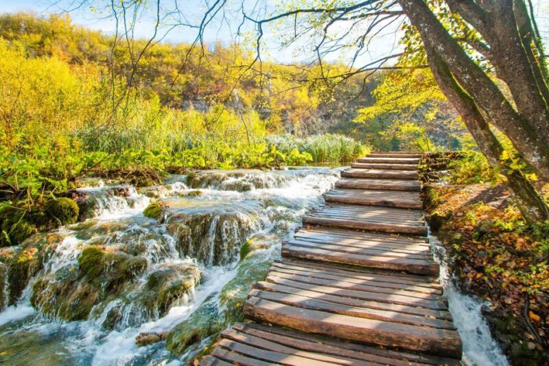 From Split: Plitvice Lakes Guided Tour with Entry Tickets - FAQ