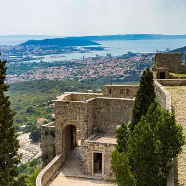 From Split: Salona, Klis Fortress, Stella and Vranjaca Cave - FAQs