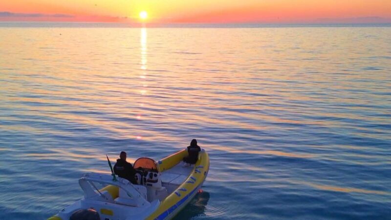 From Stintino: two-hour dinghy tour at sunrise or sunset - FAQ