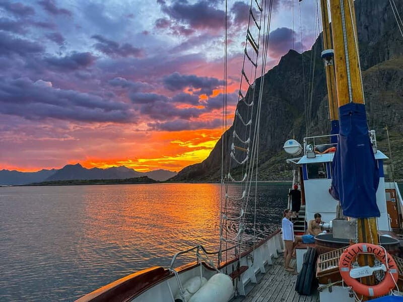 From Svolvær: Private Midnight Sun Yacht Cruise in Lofoten - Key Points