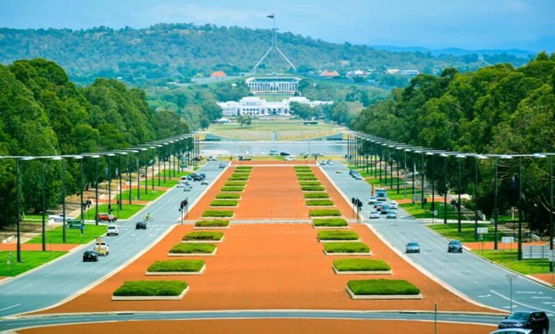 From Sydney: Explore Canberra Includes Buffet Lunch - FAQ