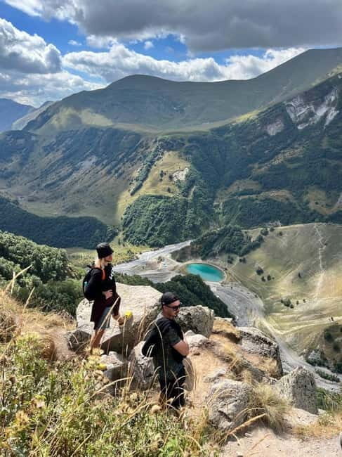 From Tbilisi: Kazbegi Mountain and Ananuri Fortress Day Trip - Practical Tips