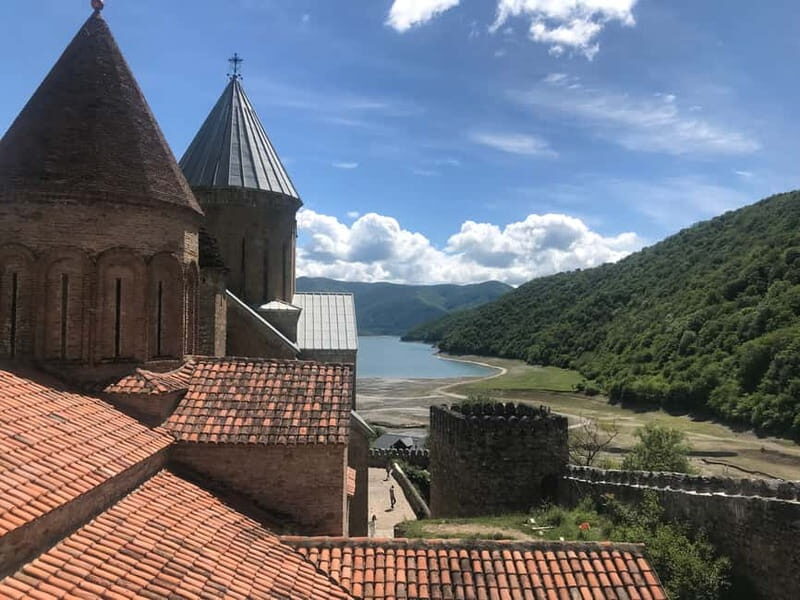 From Tbilisi: Kazbegi Tour - Zhinvali - Ananuri - Gudauri - Who Is This Tour Best For?