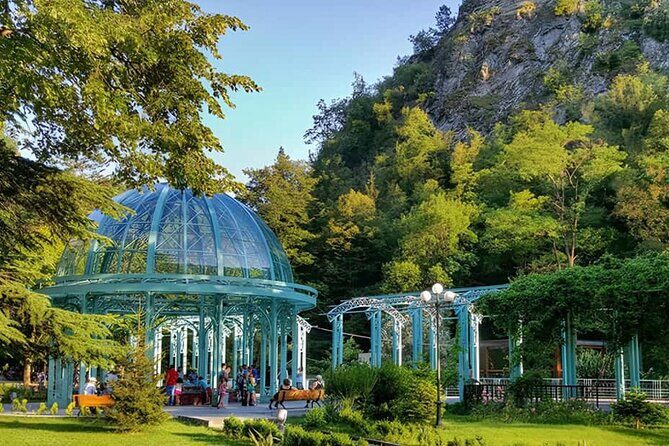 From Tbilisi to Borjomi, Rabati, and Vardzia Cave Guided Tour - What the Reviews Say