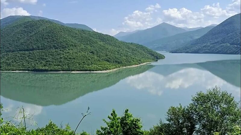 From Tbilisi to: Gudauri and Kazbegi Day Trip including JEEP - Who Should Consider This Tour?