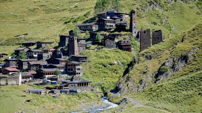 From Tbilisi: Tusheti 3-Day Jeep Tour with Accommodation - The Highlight: Dartlo and the Spirit of Old Georgia