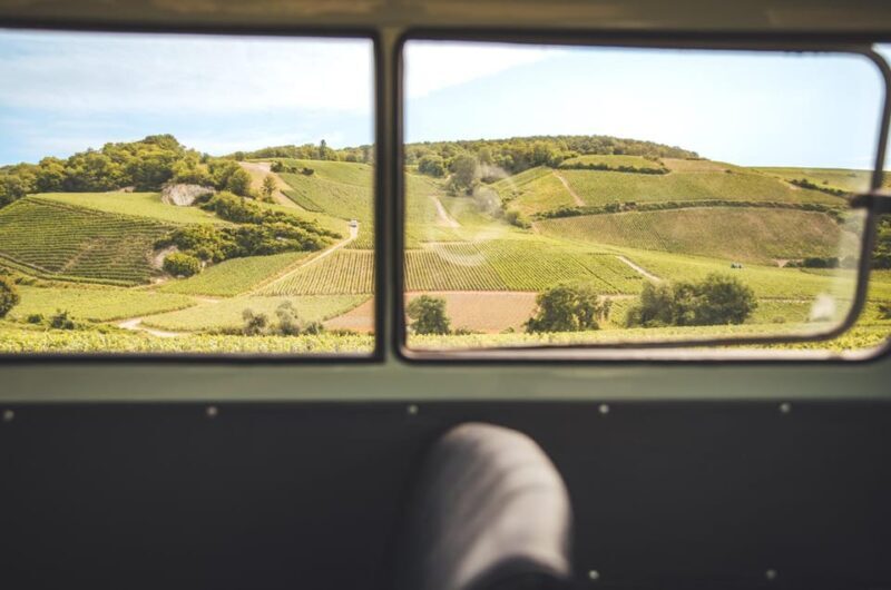 From the vines to the Champagne glass with a vintage car - Key Points