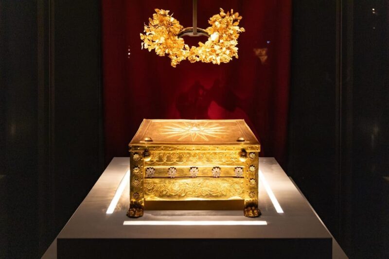 From Thessaloniki: "Macedonian Treasures" Veria-Vergina - Practical Details and Tips