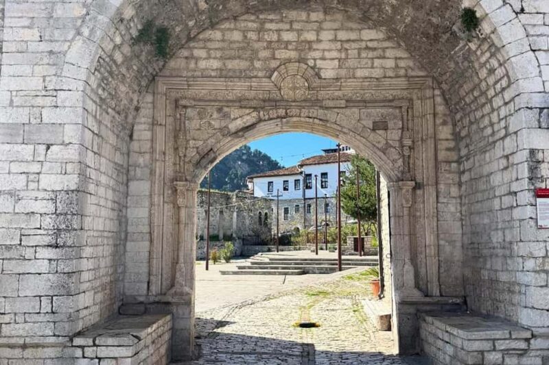 From Tirana: Berat Day Trip with Castle Entry - Key Points